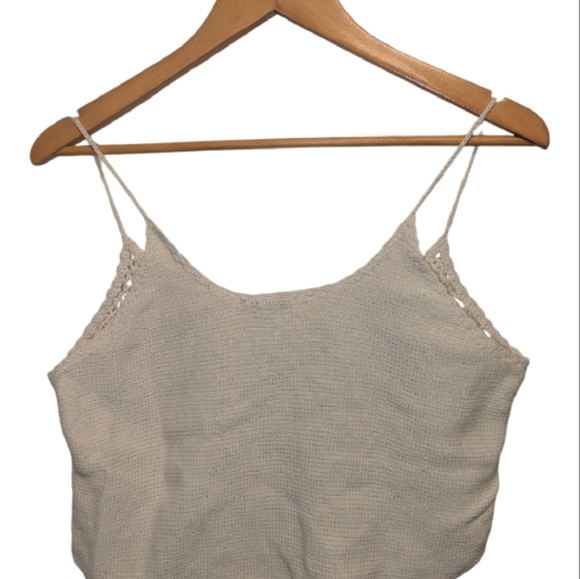 American Eagle Outfitters Cream Cropped Spaghetti Strap Camisole - Picture 2 of 5